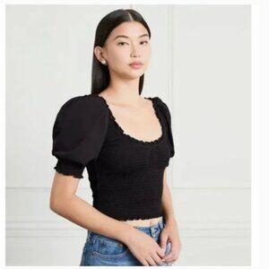 ACCEPTING ALL OFFERS! Black Puff Sleeve Aiko Nap Top Hill House Home Size XL